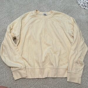 Pastel Yellow pullover size: S